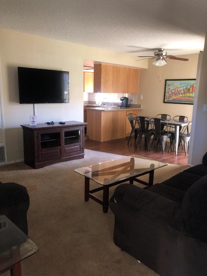 Whispering Meadows Apartments Μπέικερσφιλντ Εξωτερικό φωτογραφία