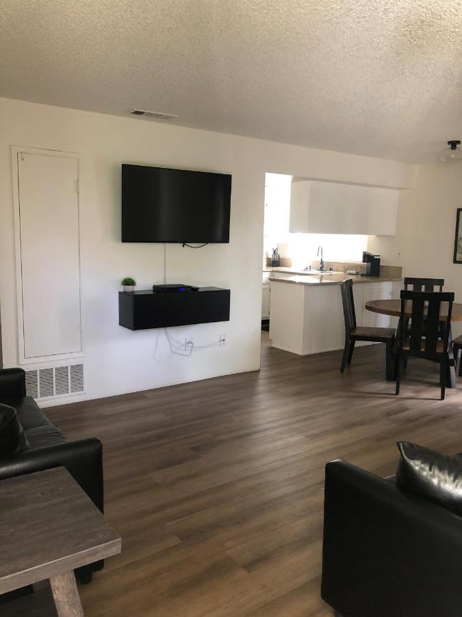 Whispering Meadows Apartments Μπέικερσφιλντ Εξωτερικό φωτογραφία