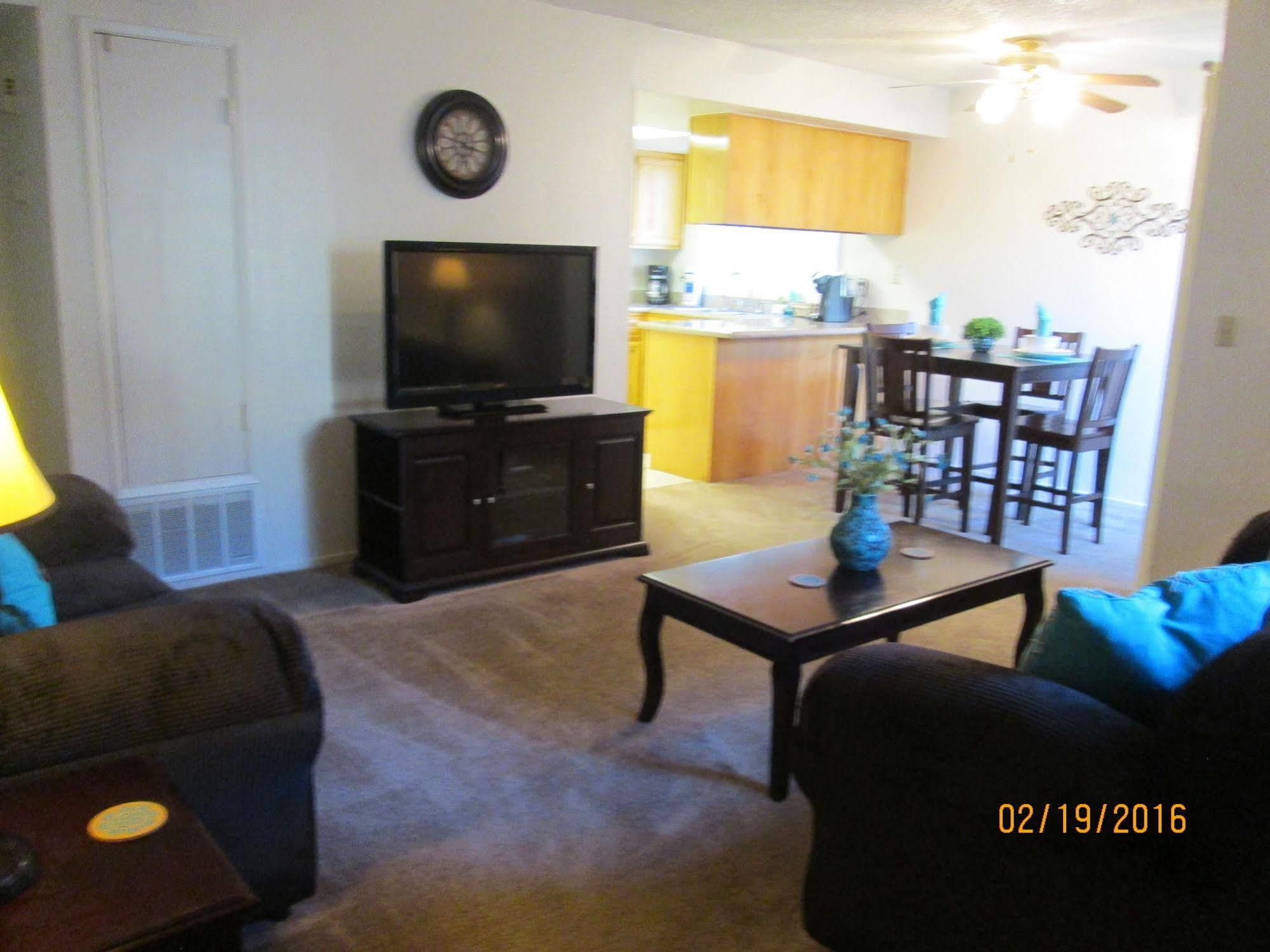 Whispering Meadows Apartments Μπέικερσφιλντ Εξωτερικό φωτογραφία