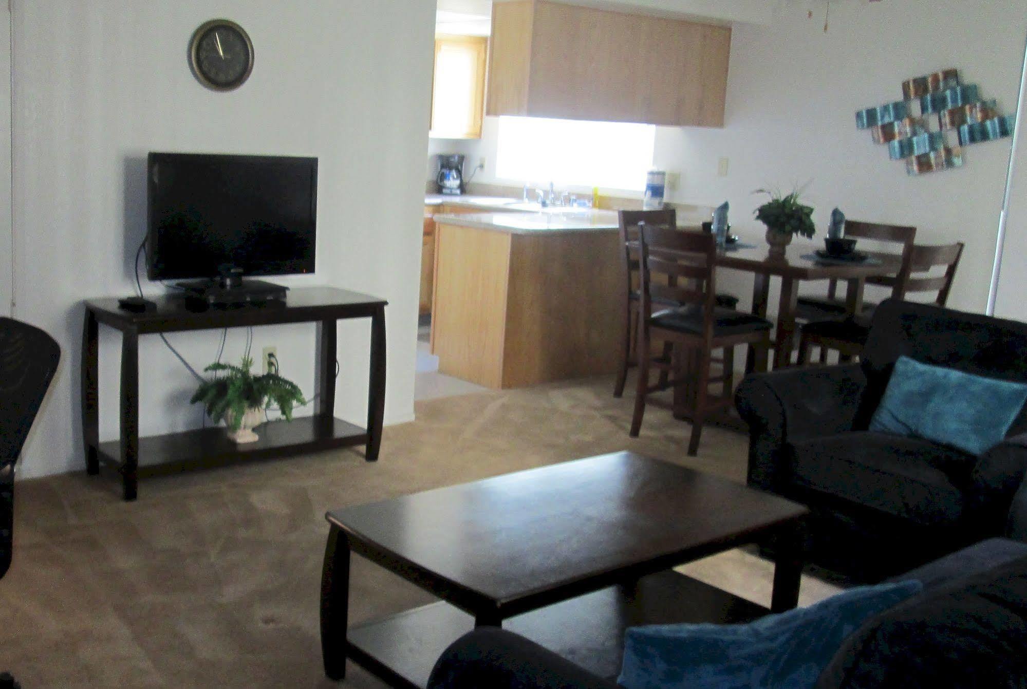 Whispering Meadows Apartments Μπέικερσφιλντ Εξωτερικό φωτογραφία