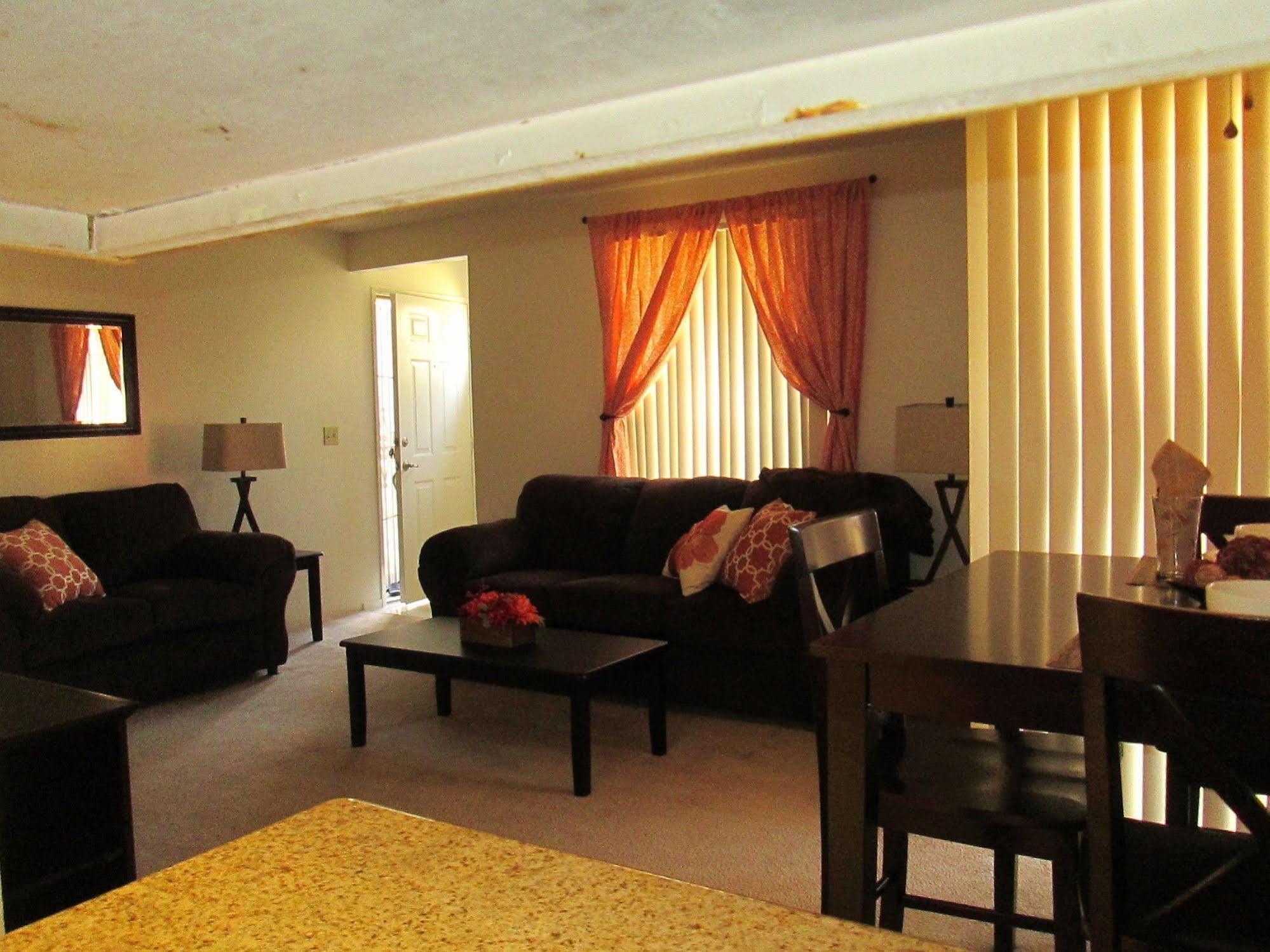 Whispering Meadows Apartments Μπέικερσφιλντ Εξωτερικό φωτογραφία